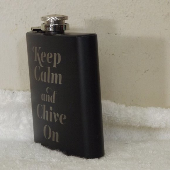 "Keep Calm And Chive On" Flask - Picture 3 of 4
